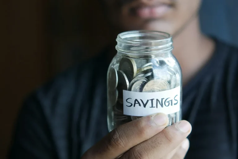 How to Build an Emergency Fund When You’re Living Paycheck to Paycheck